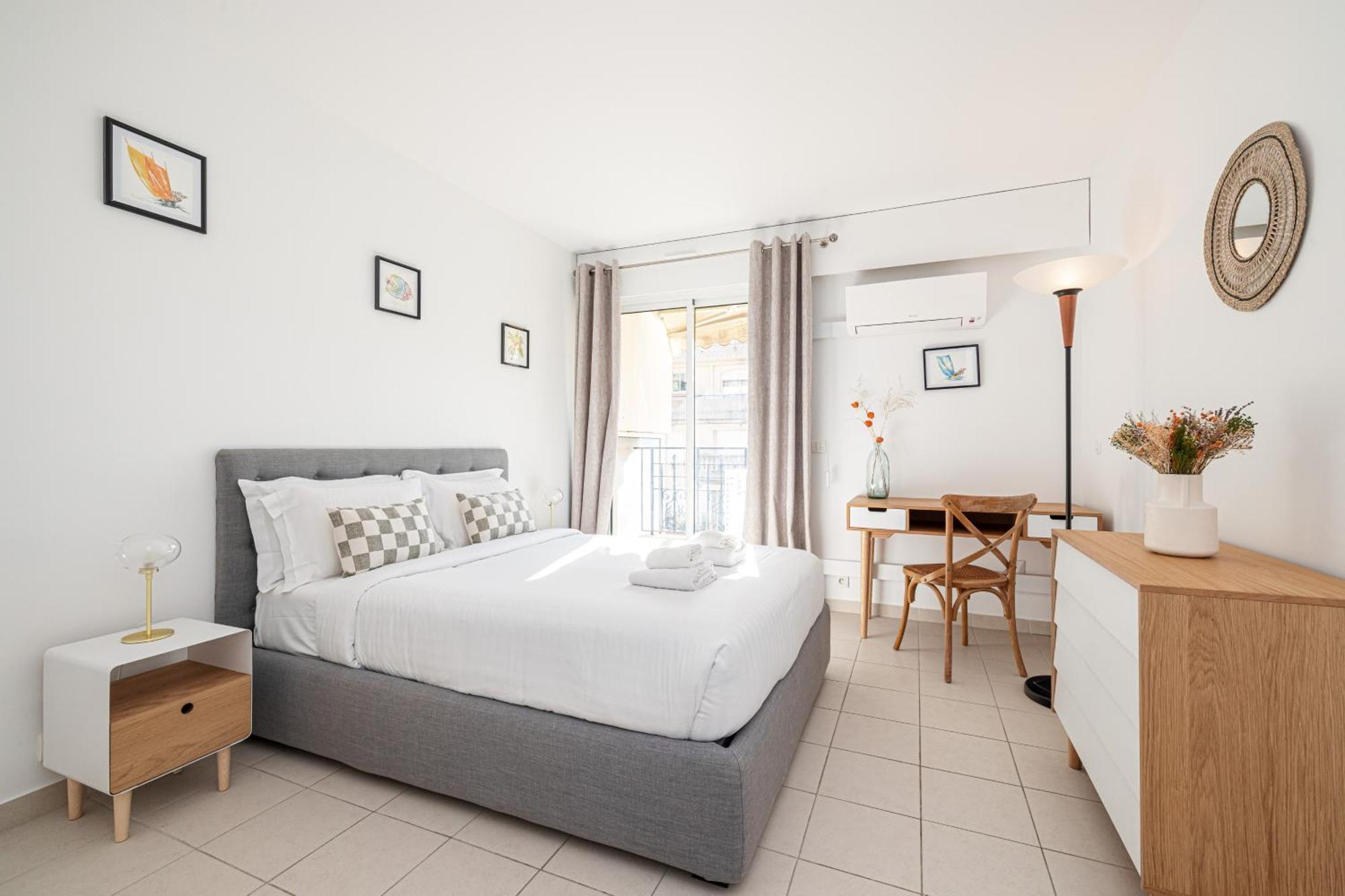 St.roch : Vue Mer, Parking, Clim Menton