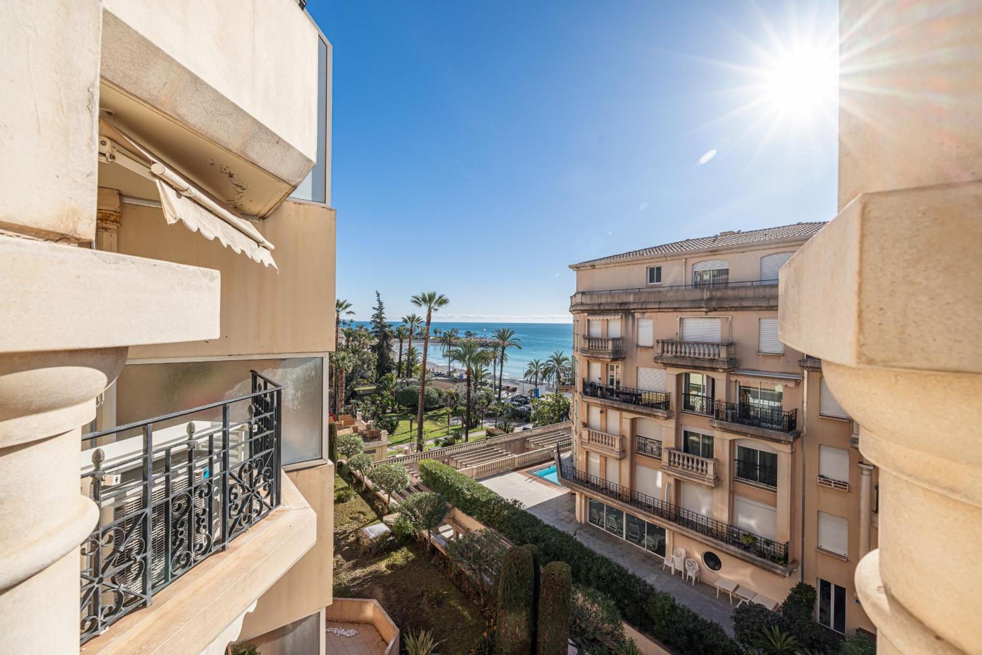 St.roch : Vue Mer, Parking, Clim Appartement Menton