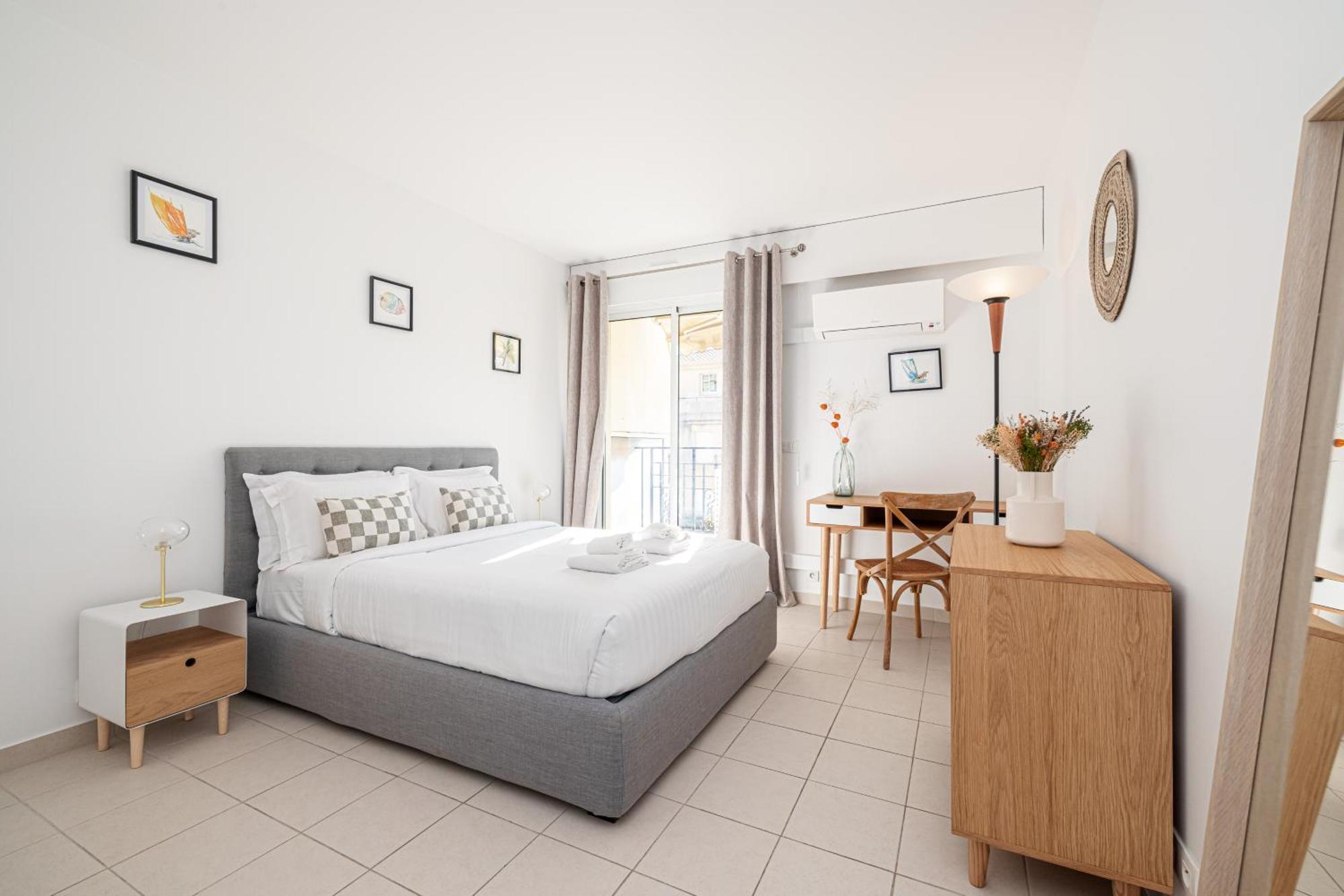 St.roch : Vue Mer, Parking, Clim * Menton